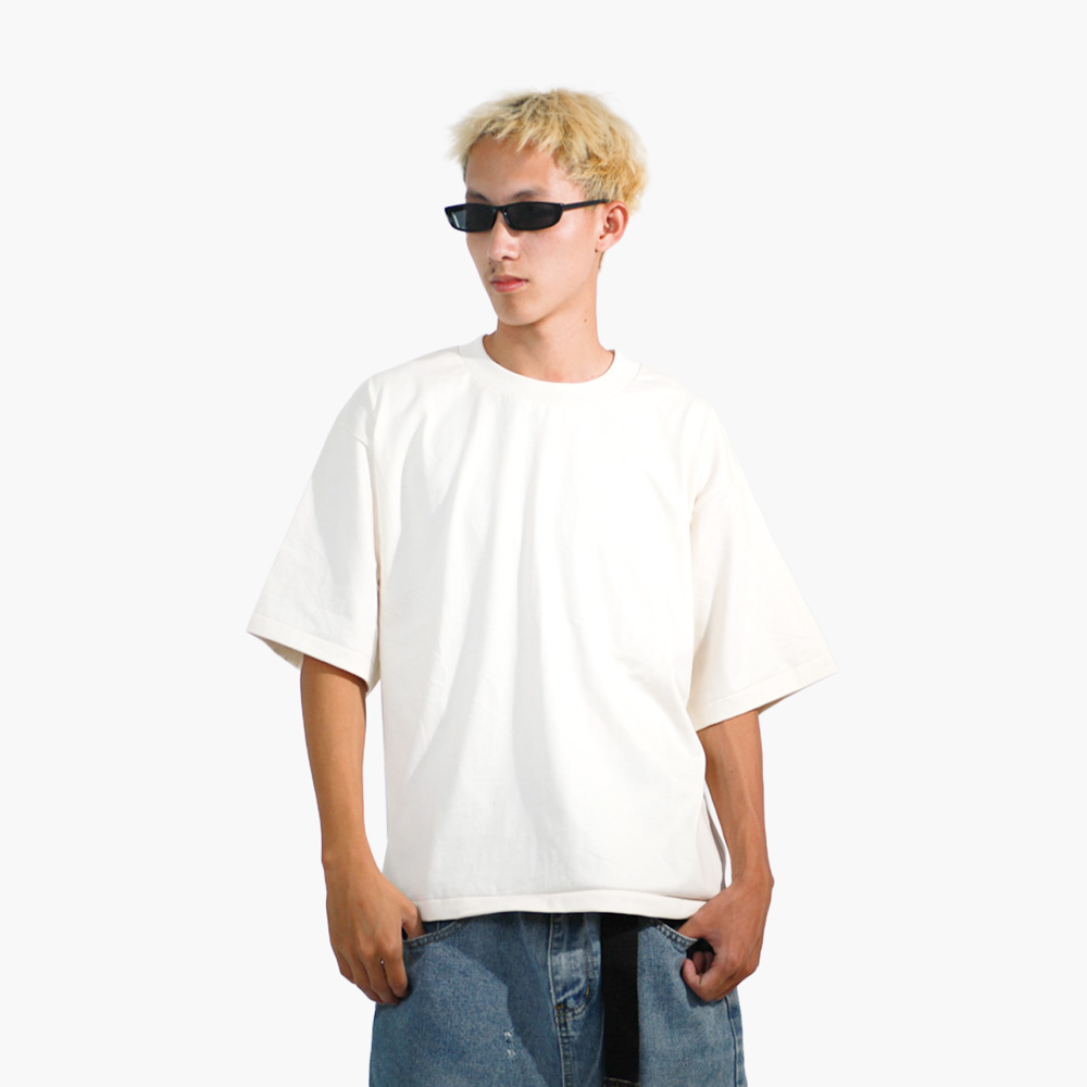 รูปคนใส่เสื้อจริง SAVAGE BOXY ภาพที่ 9