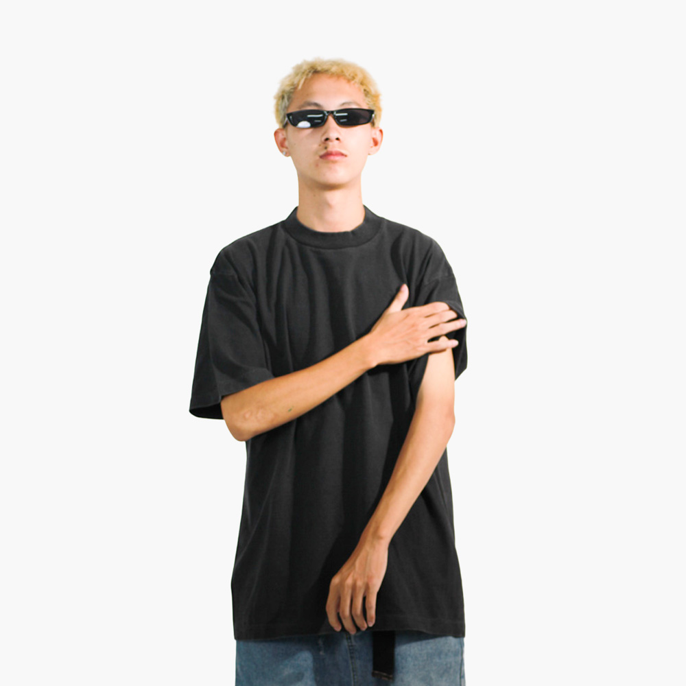 รูปคนใส่เสื้อจริง SAVAGE OVERSIZE ภาพที่ 126
