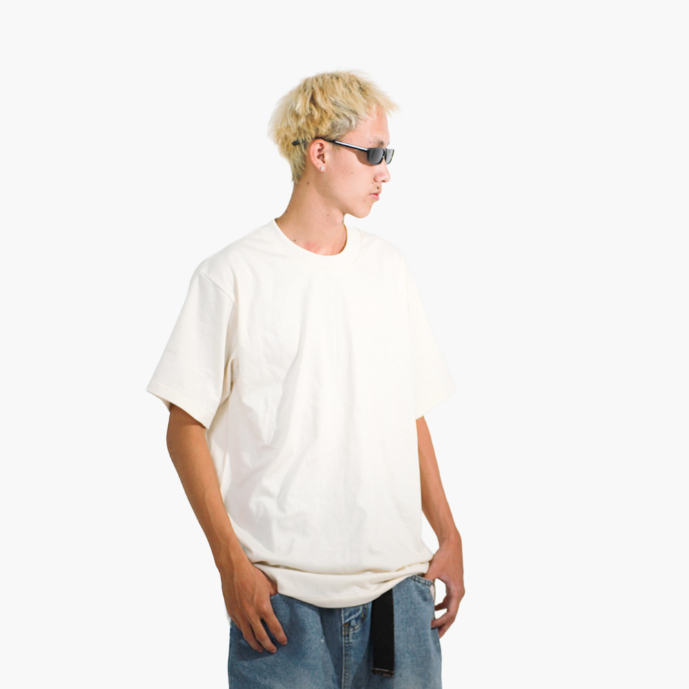 รูปคนใส่เสื้อจริง SAVAGE OVERSIZE ภาพที่ 6